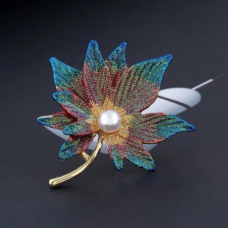 Crystal Maple Leaf Brooches Pin With Fake Pearl Women Lapel Pin Girl Decor