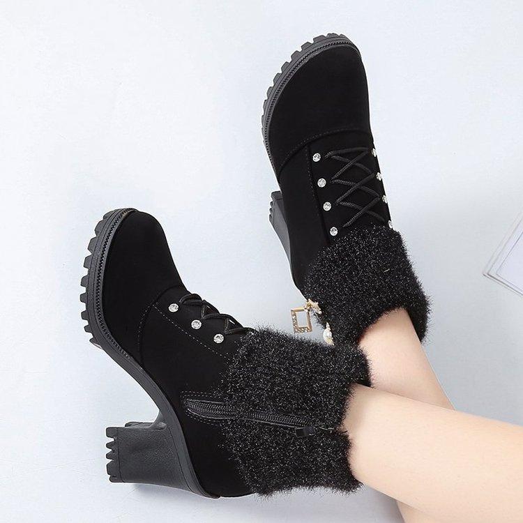 Autumn and Winter New Fashion Rhinestone Decoration Solid Color Wool Mouth Square Heel Round Head Short Boots Fashion Boots