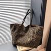 Street Style Leopard Print Tote Bag With Polyester Material For Casual Daily Use