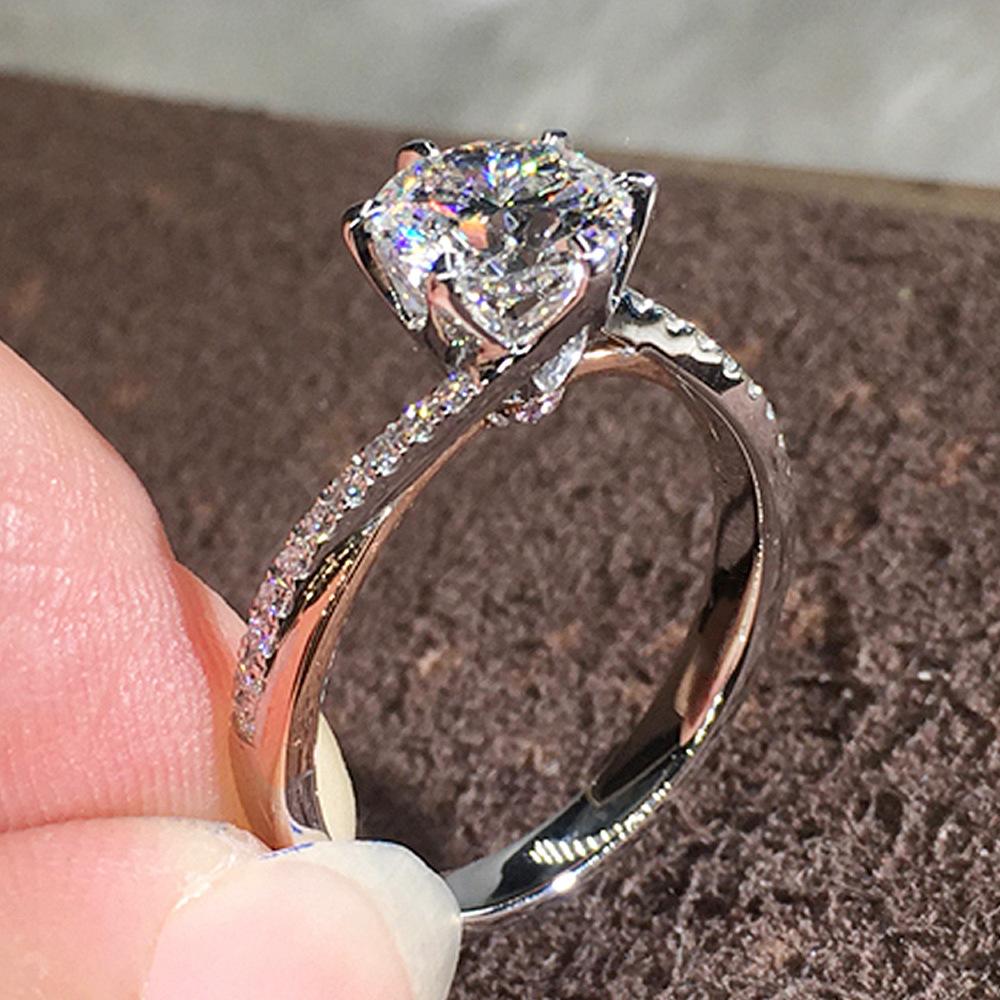 2026 Inlaid Oval Pigeon Egg Cube Zirconia Ring, Fashionable and Personalized Platinum Engagement High-quality Jewelry