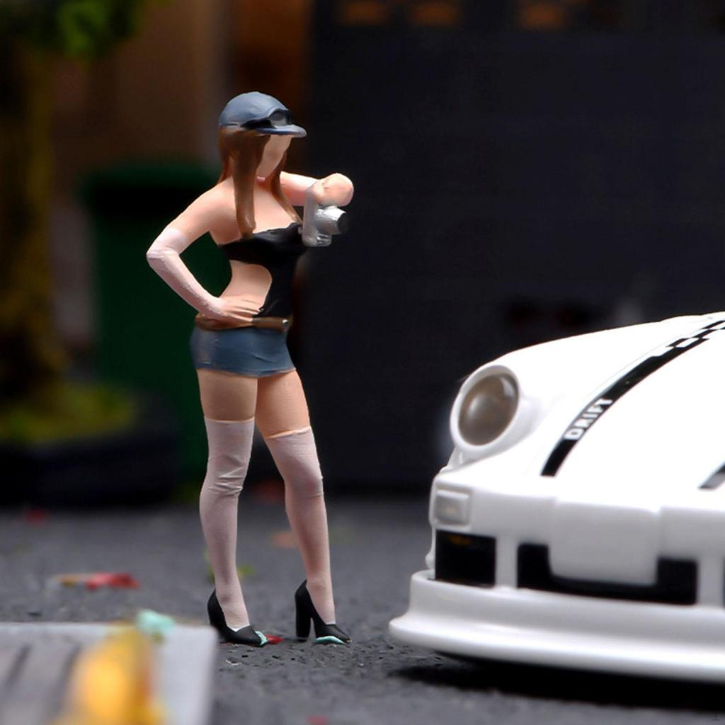 1/64 Girl Figure Model Strapless Top Female Photographer S Scale Layout Decoration Fairy Garden