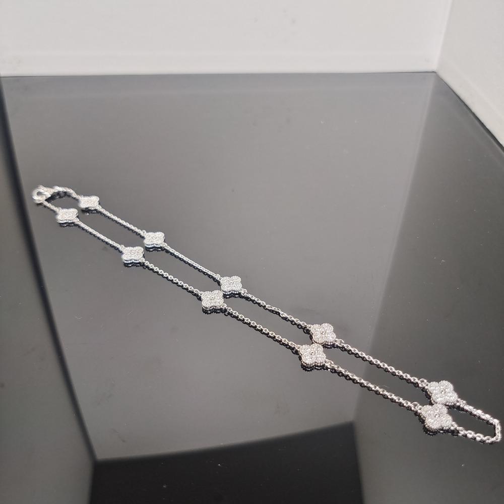 

10 Flower Four-leaf Clover Necklace Non-fading Women s Summer Clavicle Chain V Gold