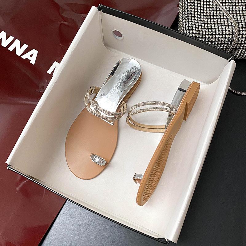 

Иксинда два способа носки о _ красивая пряжка со стразами, танкетка, плоская подошва, закрытый носок, крутые шлепанцы, женские сандалии, лето 43 телесный