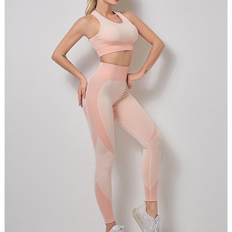 JYL Seamless Yoga Set Hip Lifting Three Piece Fitness Outfit