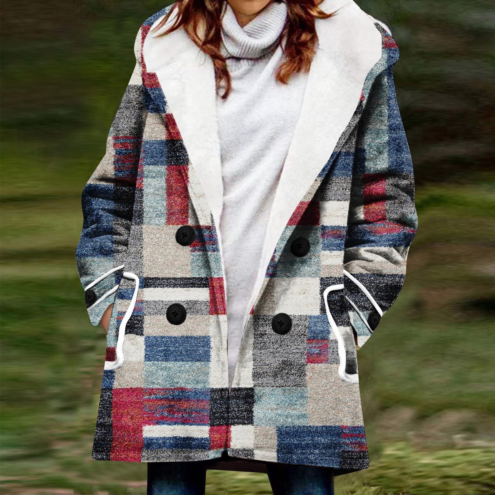 

Жіноче зимове пальто. Тепла куртка з волохатим пухом і гудзиками M різнокольоровий