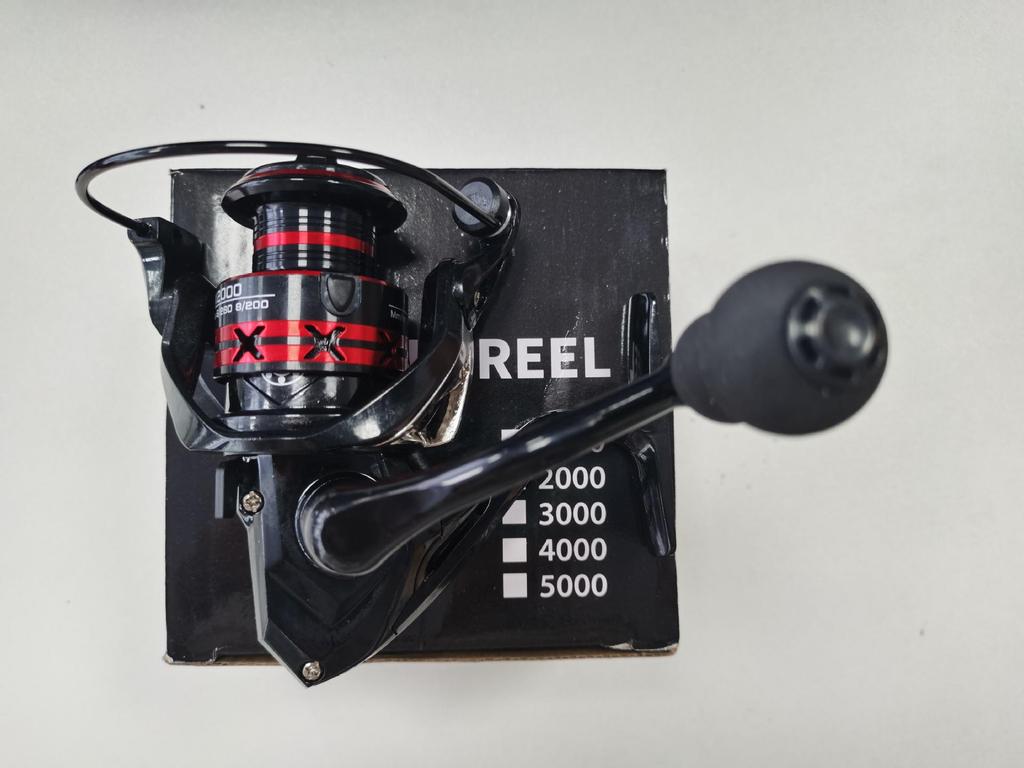 All-Metal Spinning Reel for Sea Fishing: Durable Lure and Line Cup Design