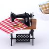 1:12 Miniatyr tre symaskinsett med trådsaks Tilbehør Dukkehusdekor Miniatyrmøbler Barneleker