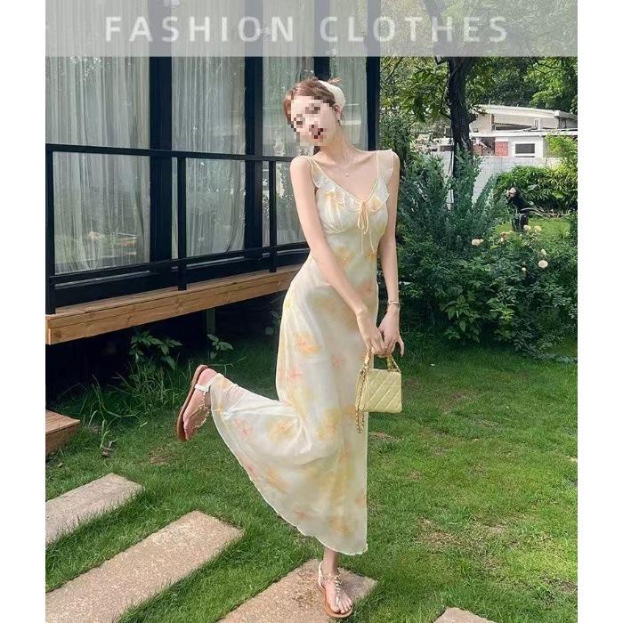 

Summer is especially beautiful, long summer, French v-neck floral dress, waist and thin long dress, women s skirt S