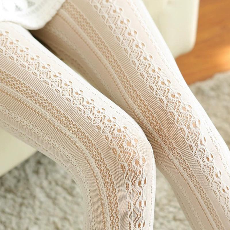 Japanische Sexy Weiße Seidenstrümpfe Damenstrümpfe 1 Paar Weiße Lolita Vintage Ausgeschnittene Strumpfhosen Geformte Netz-Spitzenstrümpfe
