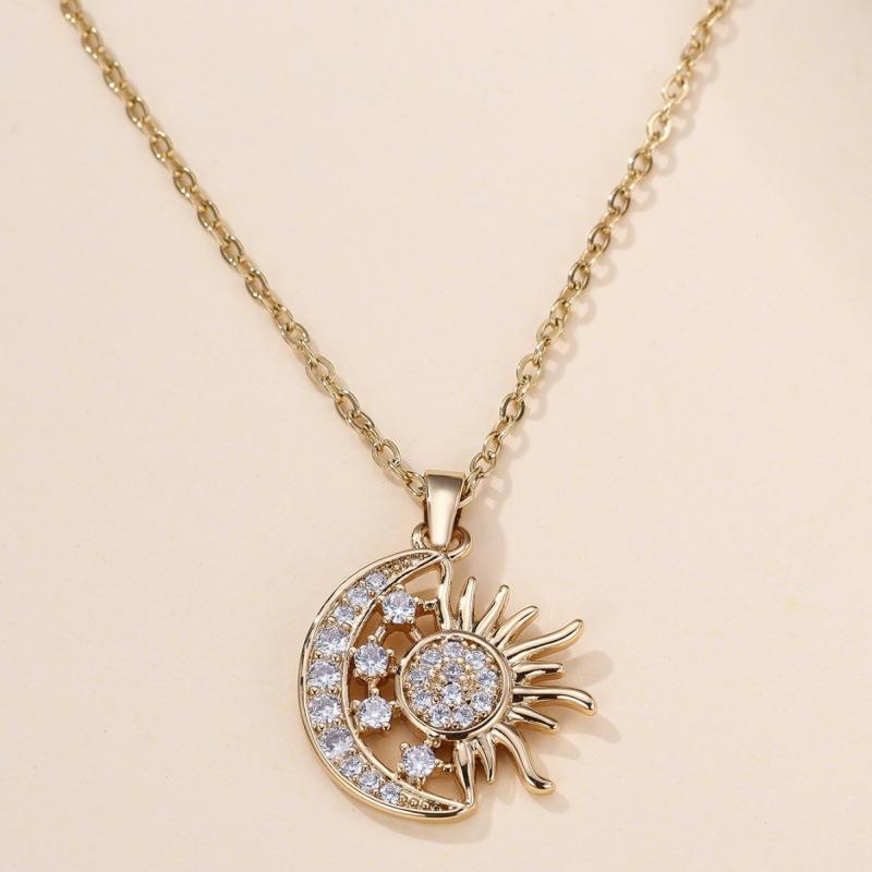 Wish Gold White Diamonds Stars Moon Necklace Fashion Temperament Commuter