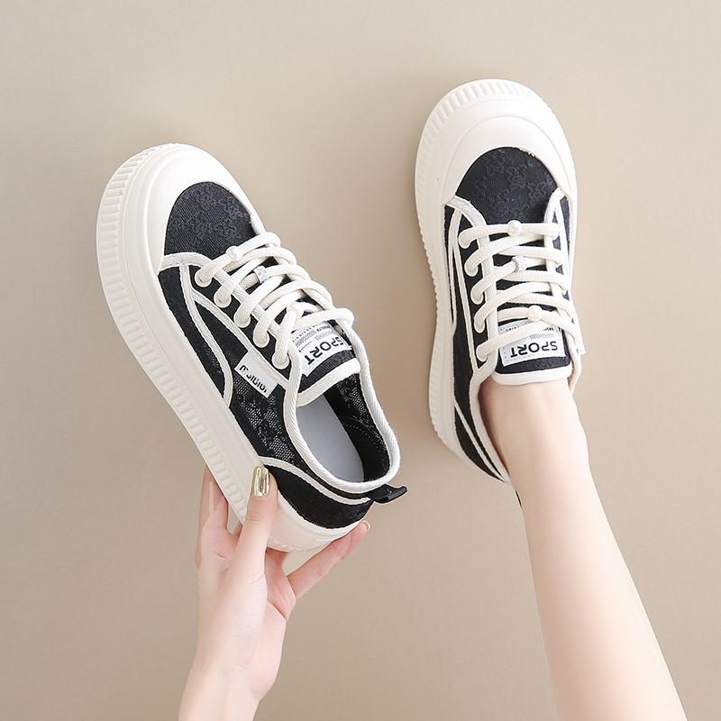 Niche design sense lace net white shoes women's summer breathable net shoes 2025 new casual board shoes canvas shoes
