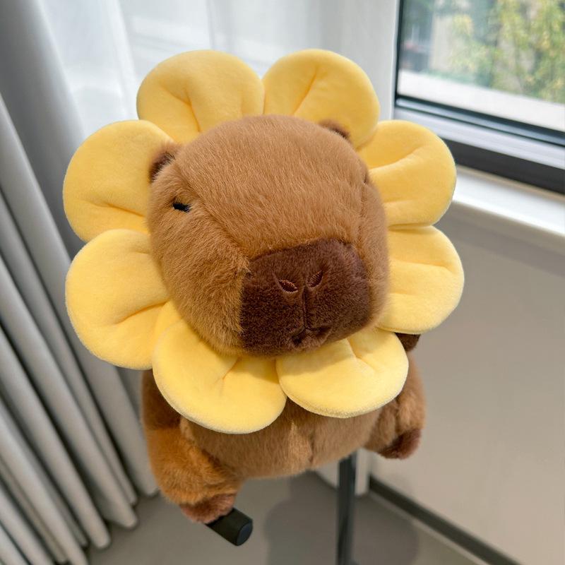 

Sunflower Headband Capybara Plush Toy - Transformable Capybara Doll Gift for Girls 23cm