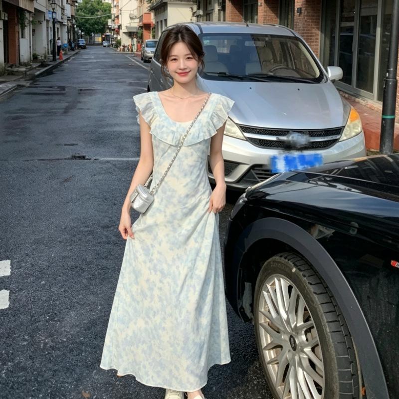 Tea break blue smudged dress small flying sleeves women's summer long dress lace waist Haiyu cloud gentle temperament floral