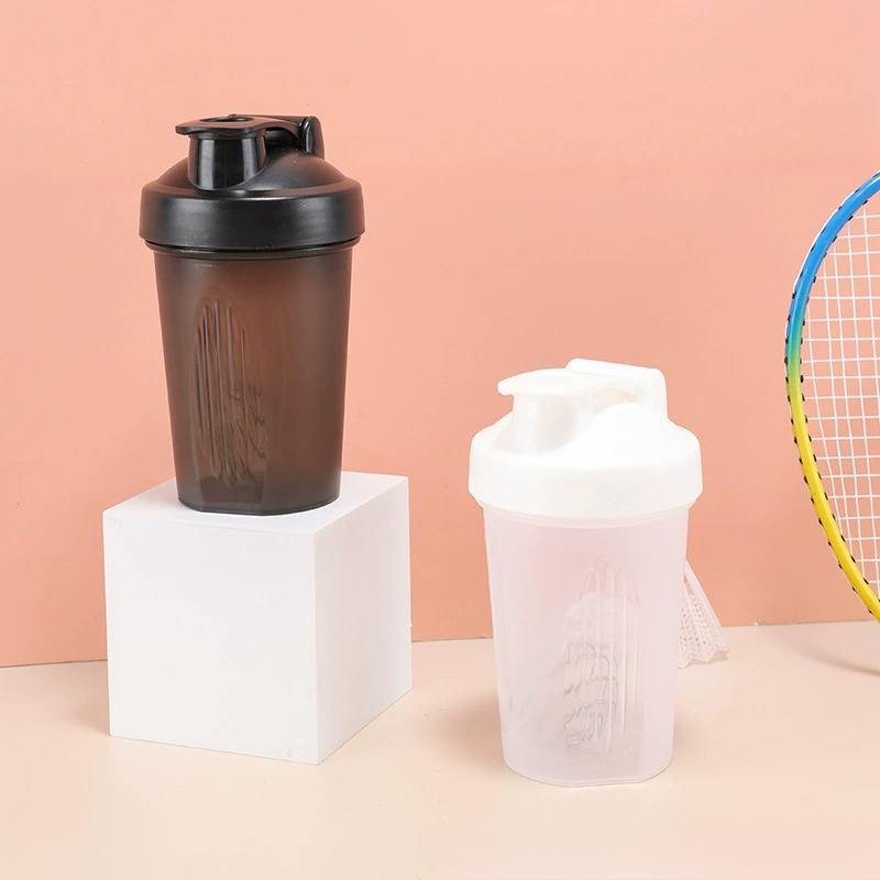 1-7 Stück Shakerflaschen, Sport-Wasserbecher, Molkeprotein-Pulver-Mixerflasche, Fitness-Shaker, tragbarer Trinkbecher aus Kunststoff für Outdoor-Aktivitäten