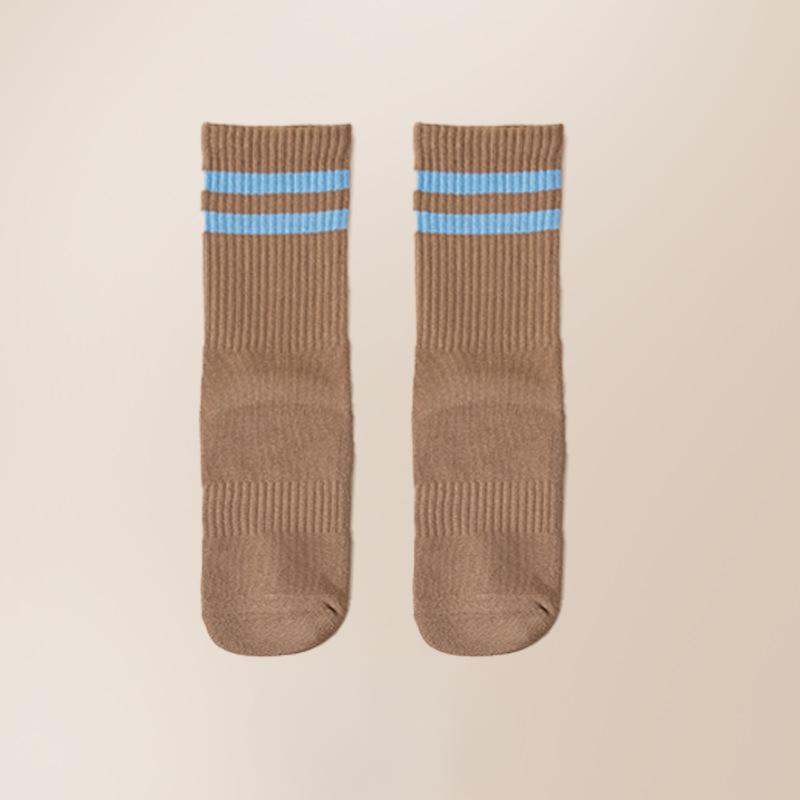 

Женские весенне-осенние плюс бархатные и толстые махровые носки-гольфы для пилатеса и йоги с силиконовым противоскользящим покрытием 1 pair кофейный