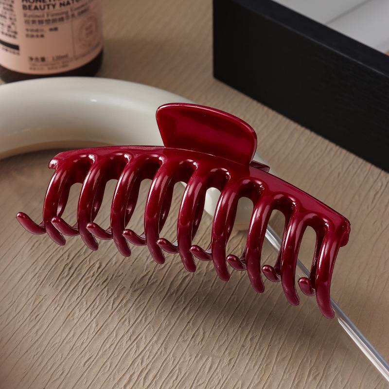 Soft Silicone Shark Hair Claw, Non-Slip Round Hair Clip for Women
