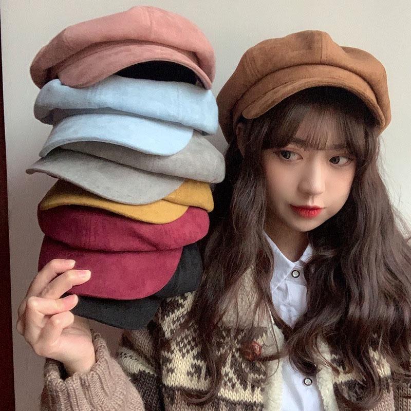 Fashionable Baker Boy Peaked Cap For Women With Vintage Style And Cozy Comfort