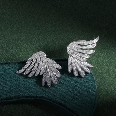 ZAKOL Trendy Women's Wing Stud Earrings Copper Color W Shiny Zircon Female Ear Accessories Wedding Party Zircon