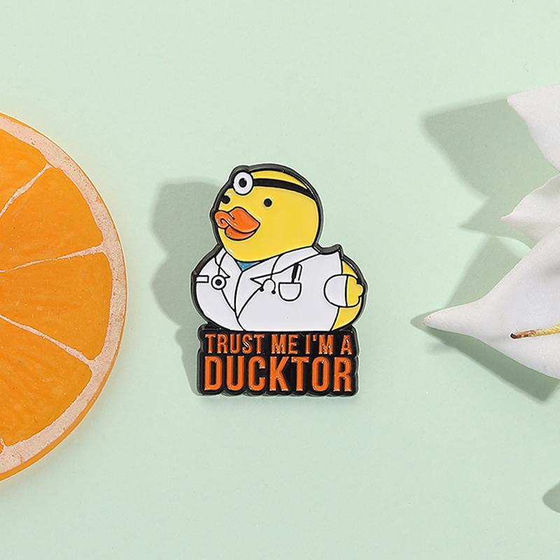 Trust Me I'm A Doctor Enamel Pin Cartoon Ducktor Veterinary Funny Humorous Animal Brooches Lapel Badge Jewelry Gifts For Friends