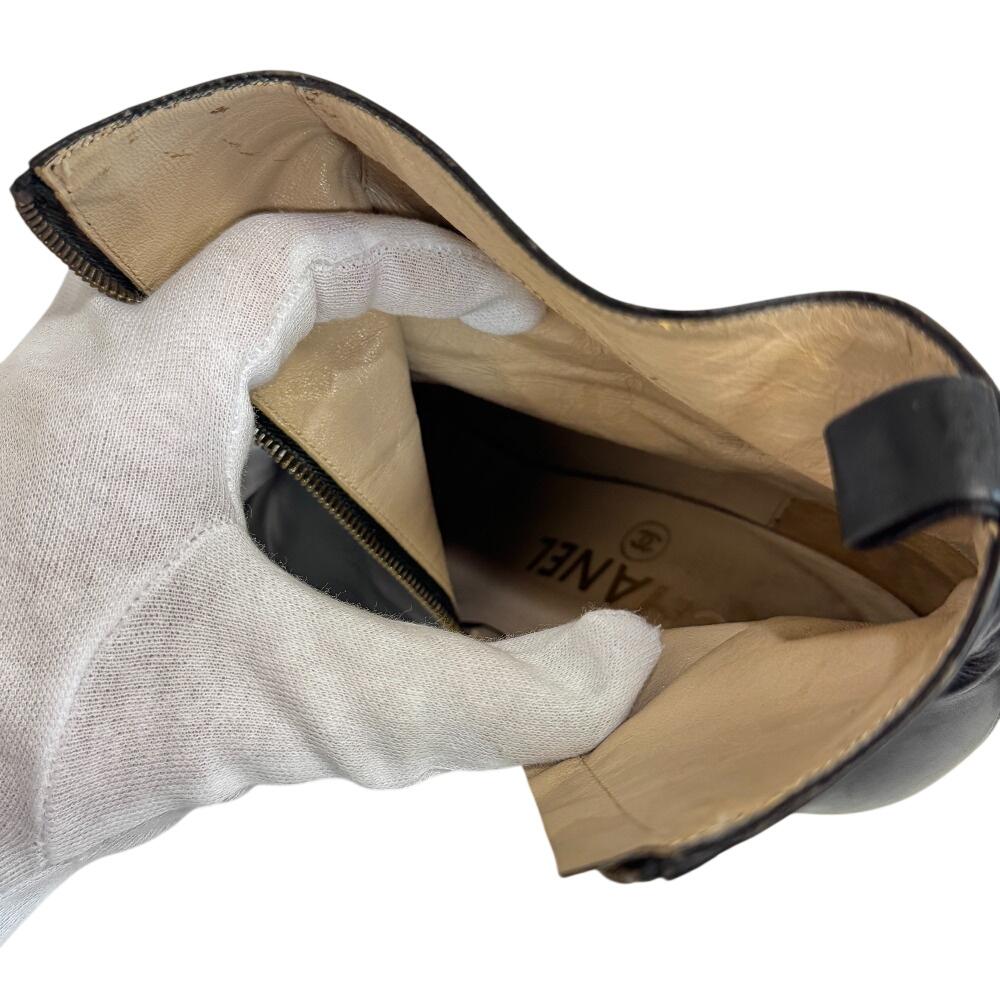 CHANEL short COCO Mark Matrasse leather boots black leather Used