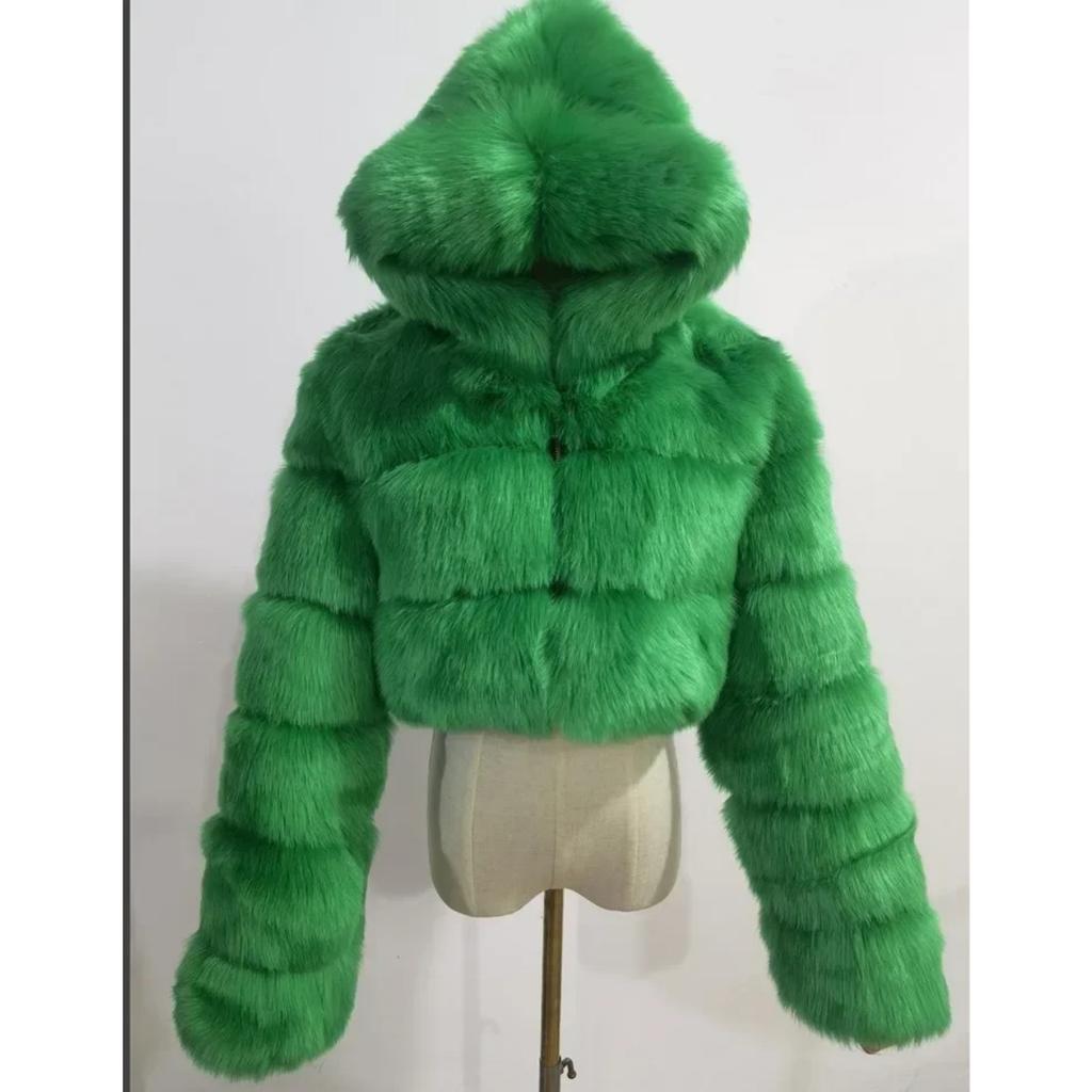 VAYLA Herbstlicher, flauschiger Kunstpelzmantel für Damen, flauschiger Kapuzenmantel, gerader Schnitt, kurze Winterpelzjacke, modische Streetwear, neu