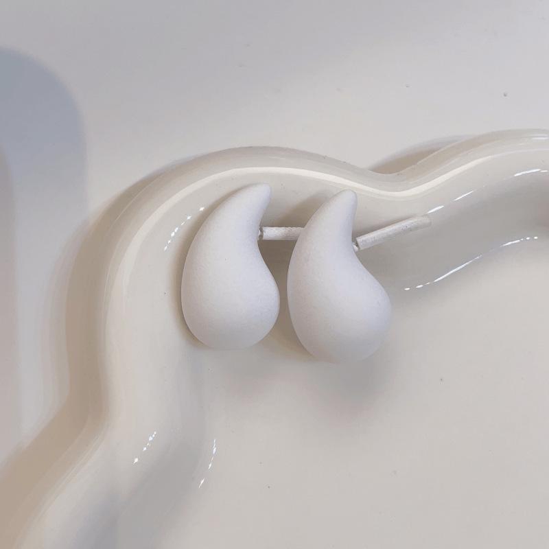 

Ретро Сердце Капля воды Акриловые серьги-гвоздики - Простые модные украшения для женщин 2023