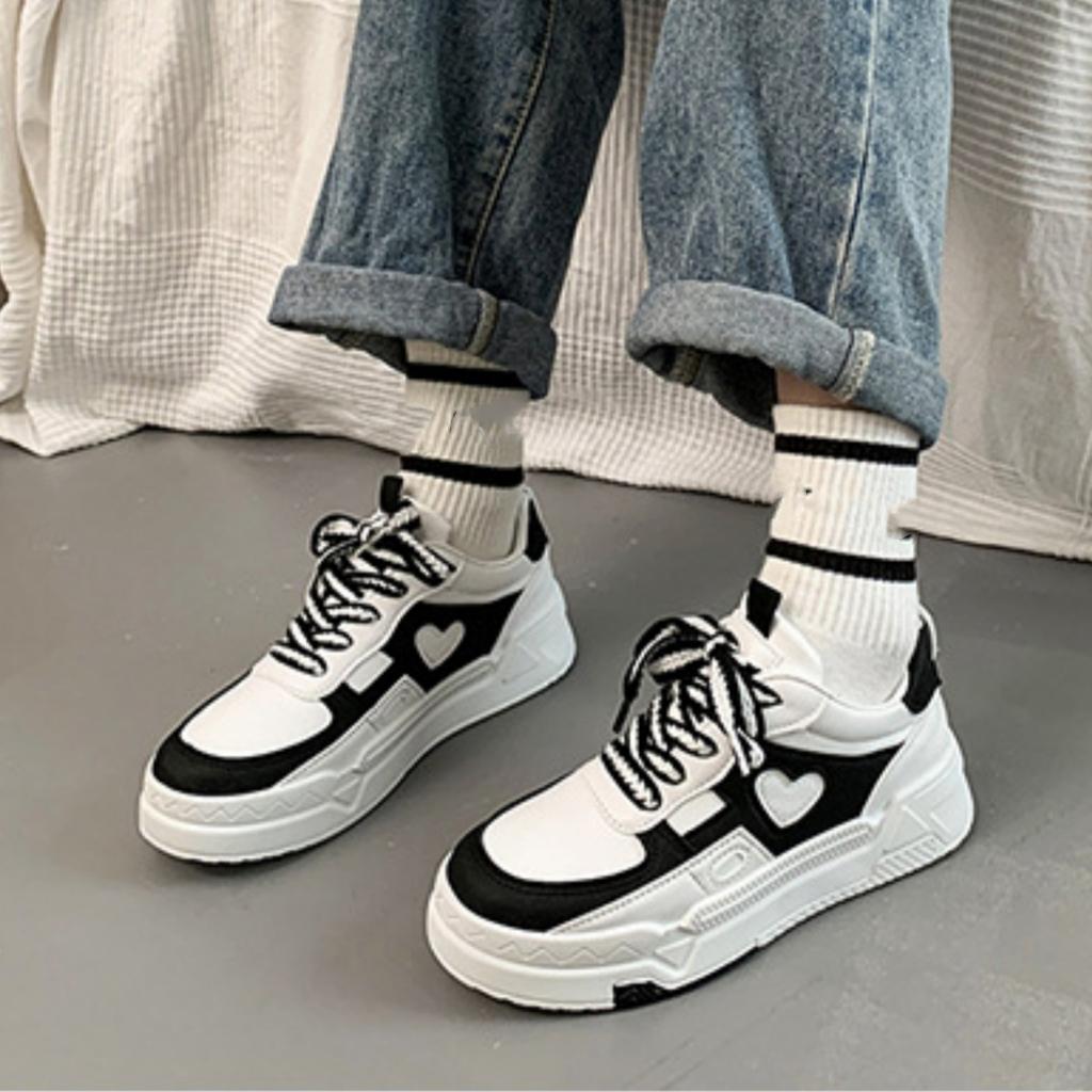 Fashion New Thick-soled Non-slip Walking Shoes Spring/autumn Round Toe Lace-up Sexy Comfortable Casual Sneakers for Women