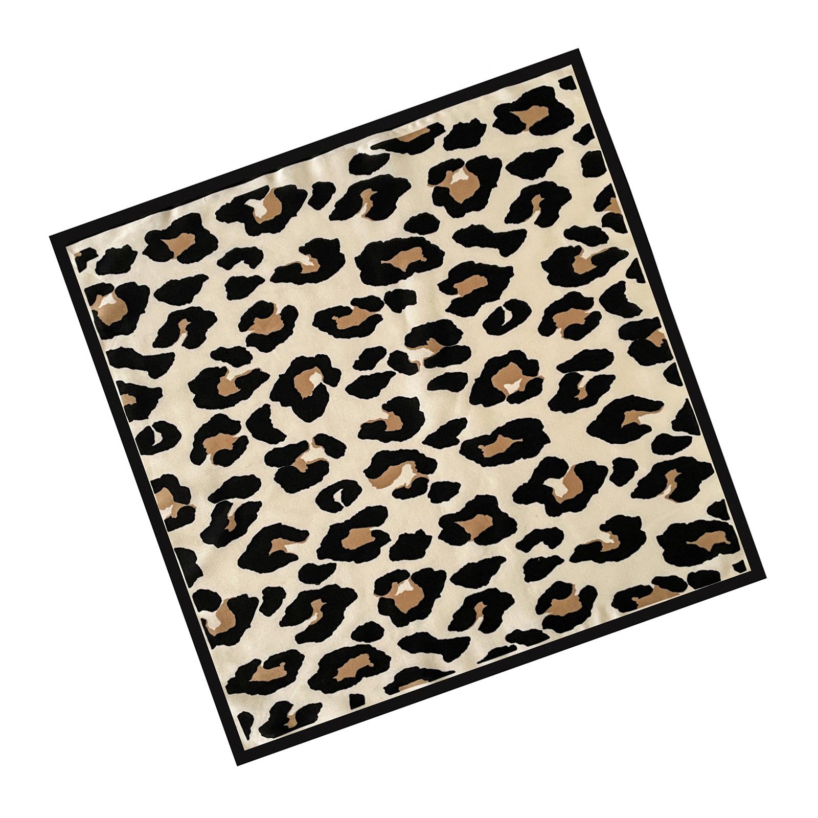 

Women s Neck Scarf Trendy Leopard Pattern Silk Scarf Soft And Comfortable Bag Decorative Strap Clothing Decorations бежевий