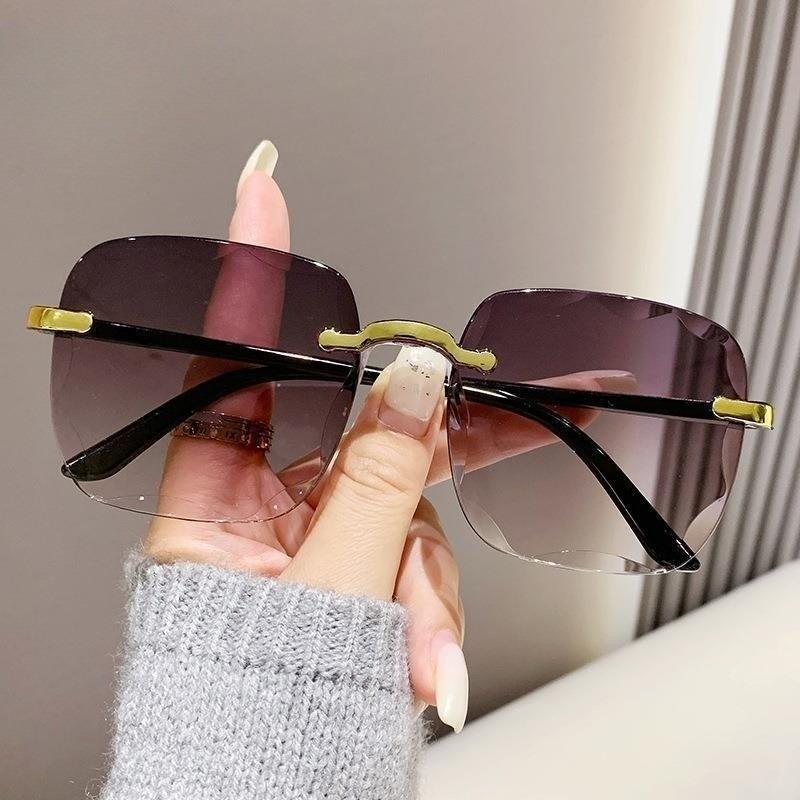 Large Frame Retro Women's Sunglasses Original Price Special Sale New UV Resistant UV400 Sunscreen Glasses Women's Sunglasses