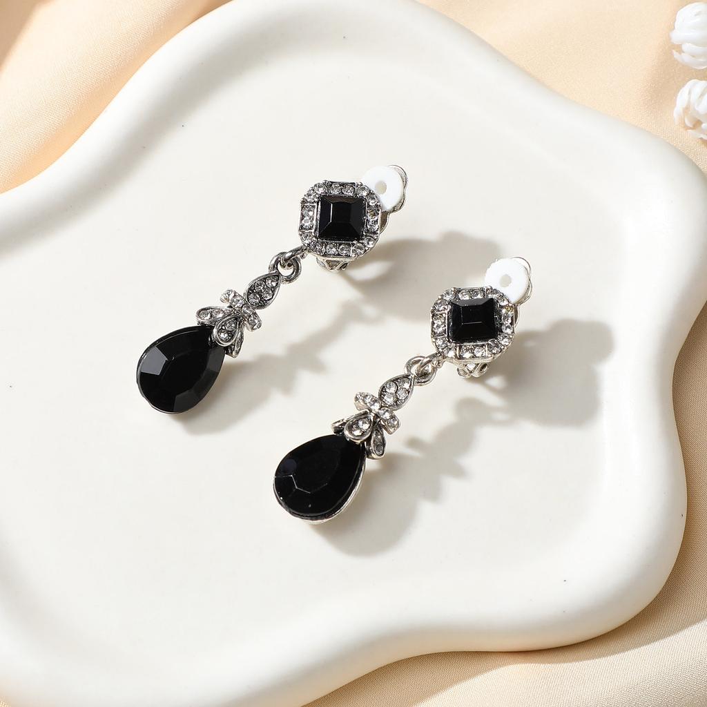 Vintage Black Pendant Ear Clips No Pierced Long Earrings Women Trendy Fashion Accessories Earrings Ear Clips
