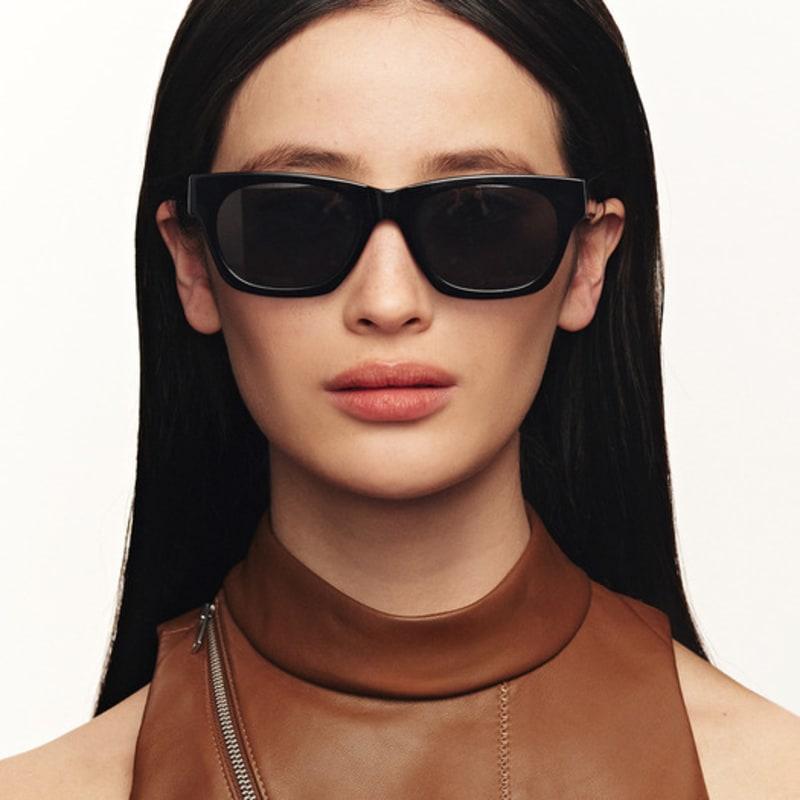 

Sunnies Studios WOLF Black ONE