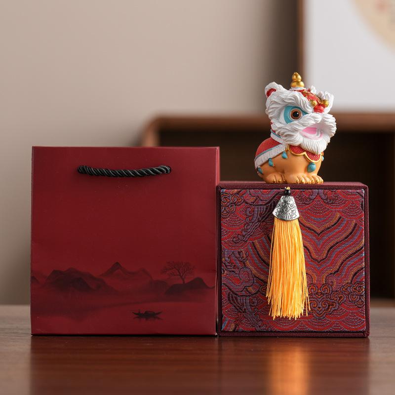 Awakening Lion Resin Ornament Tea Pet Desktop Decoration Office Small Ornament Good Luck High end Accessories