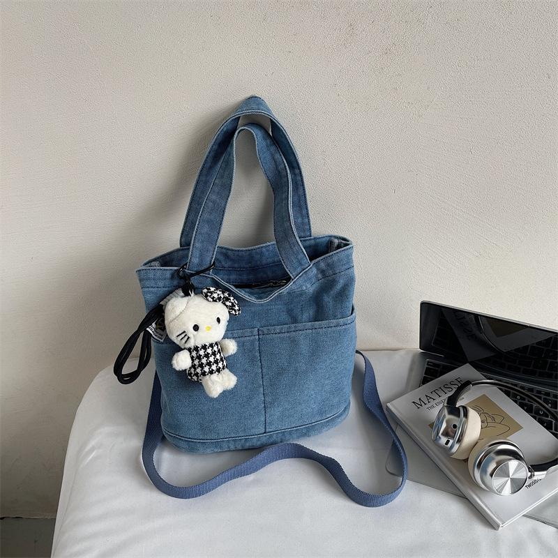 Denim bag large capacity 2025 summer new simple fashion class commuter tote bag trendy shoulder bag