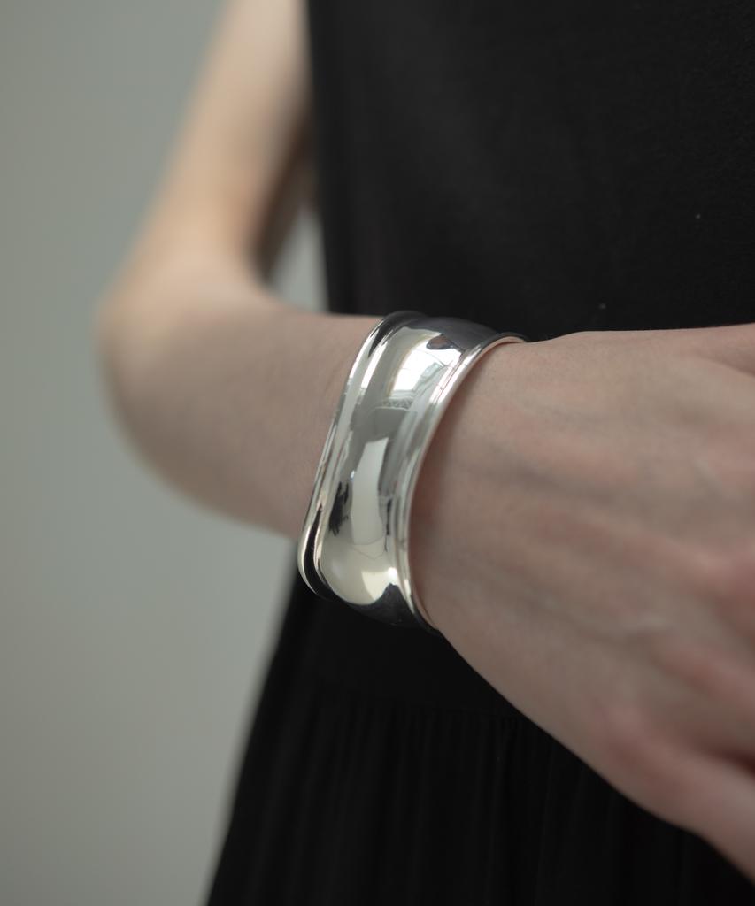 Novice Tokyo Metal Volume Bangle / Silver