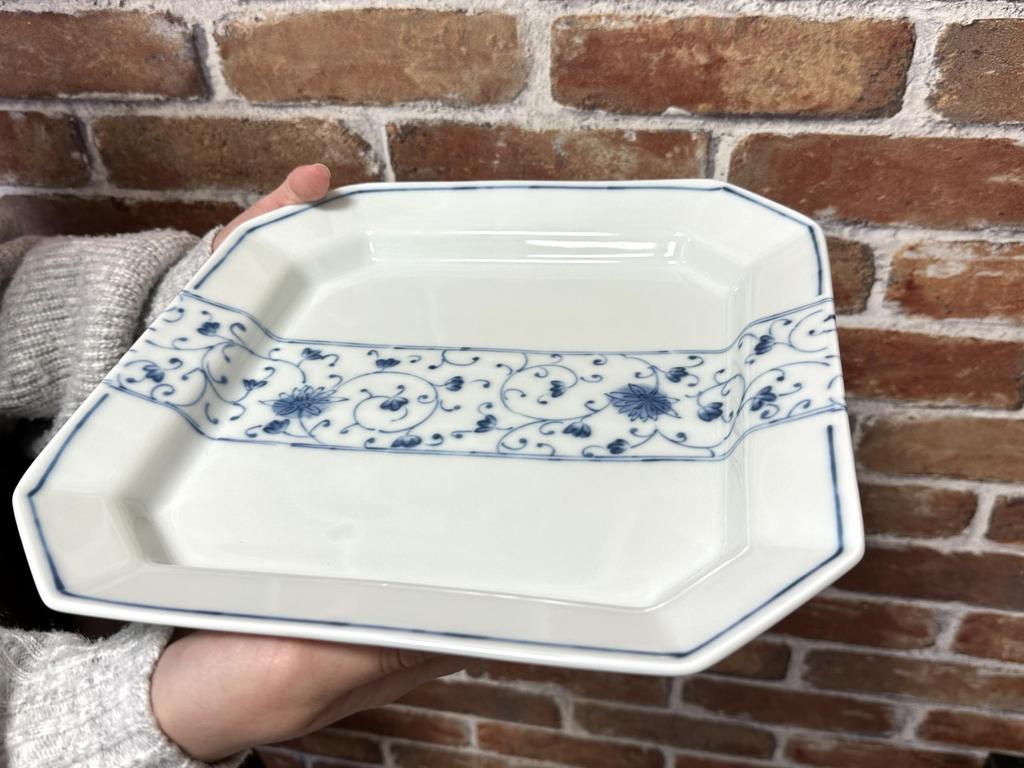 Ai Rindo Hana Imari Čtvercový talíř Mino keramika, malta, barvená nadčasová nádoba, párty, francouzský, italský, kuřecí, vánoční, dekorativní talíř, keramika, luxusní