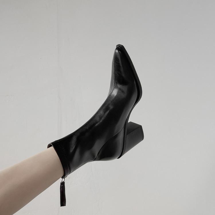 Pointed short boots women's new 2025 autumn and winter high-heeled short boots niche design thin boots thick-heeled women's boots