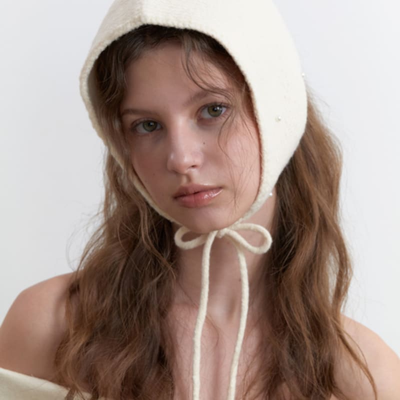 KINDABABY cozy pearl ear muffler - cream