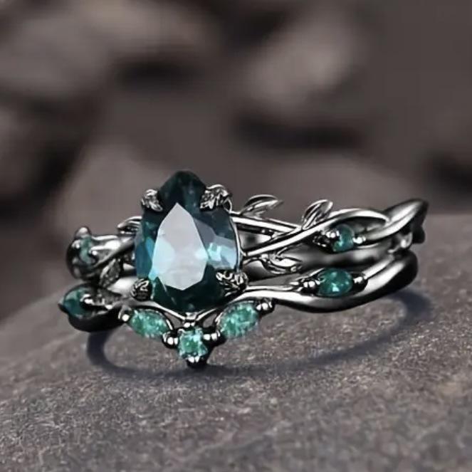 Huajie Fashion Couple Rings: Gun Black with Green Diamond, Engagement Jewelry for Women