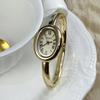 Badewannen-Armbanduhr Römische Ziffern Ovale Quarz-Uhr Retro Damen-Uhren Goldene Uhr Kleines Zifferblatt Leichte Luxus-Uhr