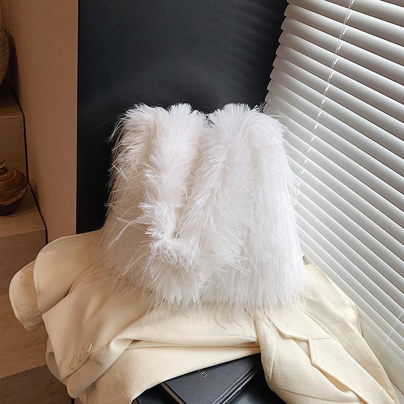 Mao Mao bag women's new niche fashion casual plush shoulder bag large-capacity commuter bag