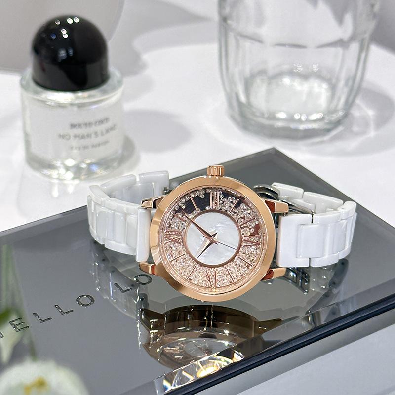 Glänzendes Treibsand-Temperament Voller Diamanten Retro Römisch Leichter Luxus Keramik Nischenuhr Damen