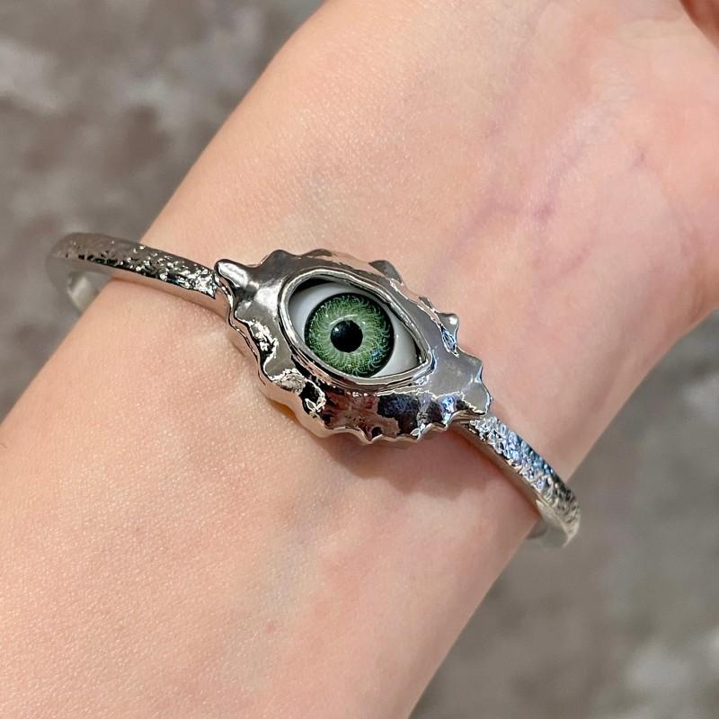 Exaggerated Aesthetic Devil'S Eye Metal Texture Bracelet For Women Cuff Bangles Jewelry Vintage Simple Eye Open Bracelets