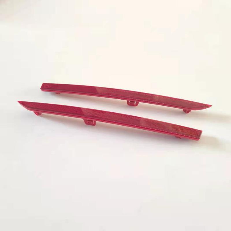 Car Red Rear Bumper Light Reflector Tail Lamp Warning Light Fog Lamp 63147847165 63147847166 for BMW 3 Series F30 F31 M Sport
