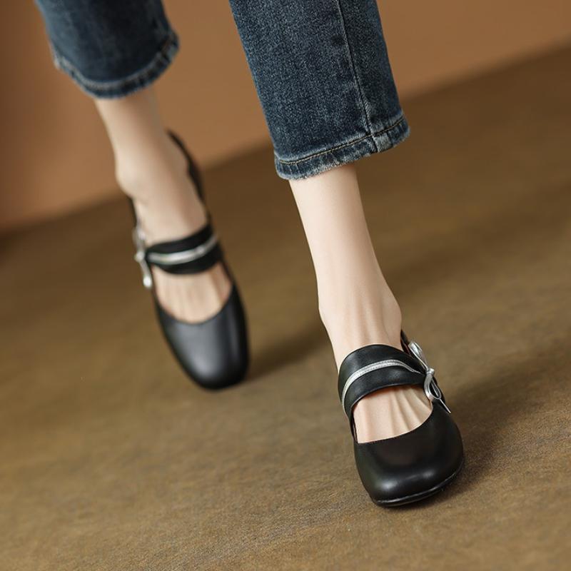 

Модные винтажные туфли Мэри Джейн из искусственной кожи с квадратным носком и украшением в виде банта для женщин 2025 Новые летние туфли-лодочки на среднем каблуке Элегантные осенние офисные 35 чёрный