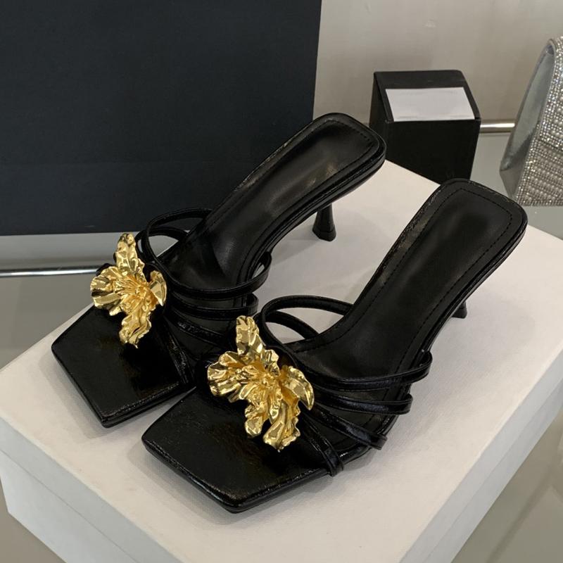 Fashion Liyke Elegant Square Toe Mules Low Thin Heels Modern Slippers Metal Flowers Designer Sandal Women Summer Party Prom Shoes White