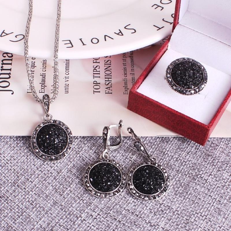 1Set Black Alloy Round Crushed Stones Jewelry Set Necklace Earrings Rings Elegant Gift For Women Wedding Party Anniversary