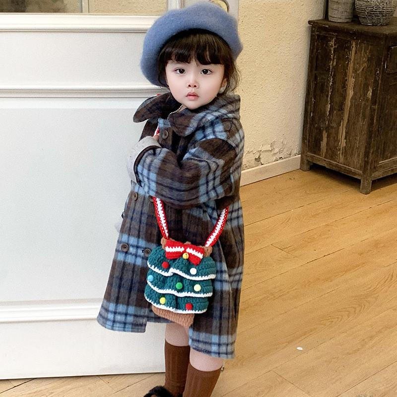 Charming Kids Unisex Shoulder Bag Featuring A Fun Christmas Tree Design For Daily Use