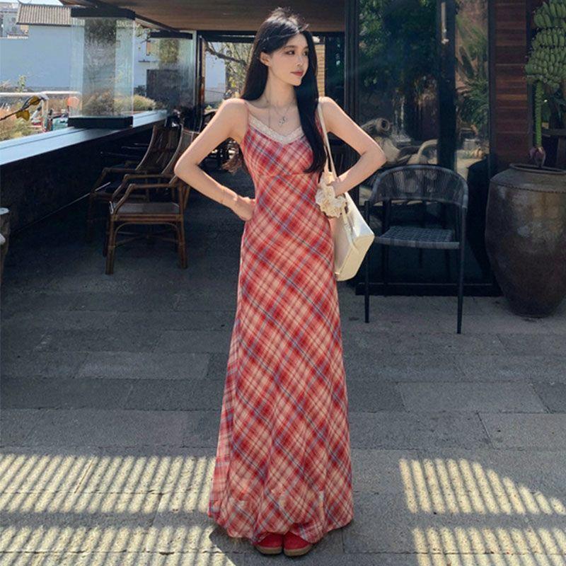 High-end Temperament Plaid Suspender Skirt Women's Summer Seaside Vacation Style Red Waist Dress Hip Skirt Long Dress