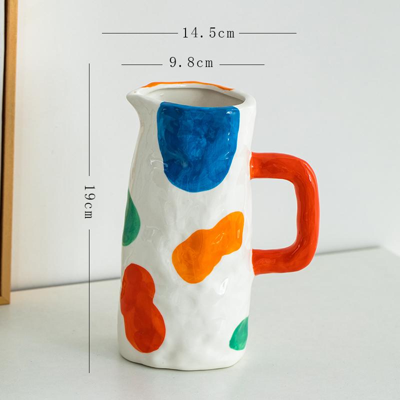 Handmade painted ceramic vase hotel exhibition niche flower ware Creative ceramic decorative vase Flower Arrangement Decoration