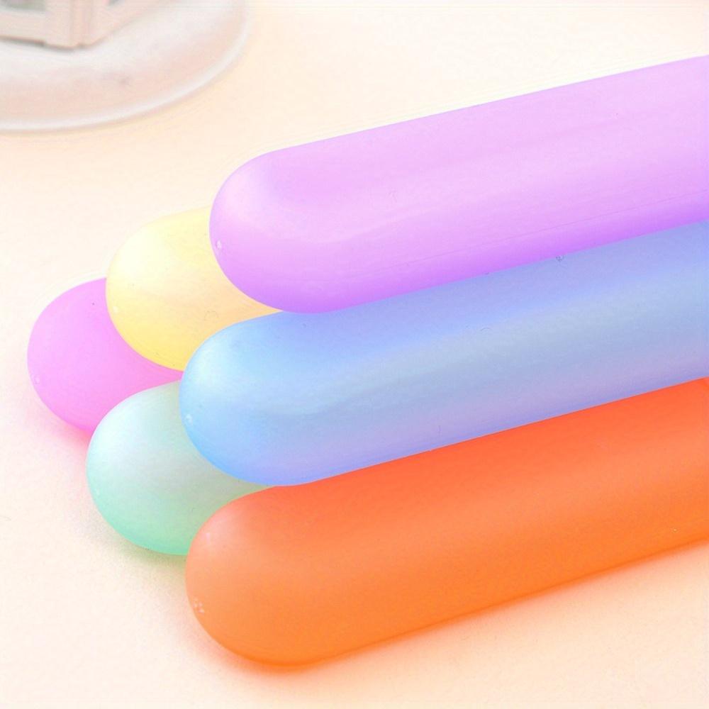 

2pcs Portable Toothbrush Holder - Compact & Ventilated Design for Freshness, Ideal for Travel and Bathroom Use